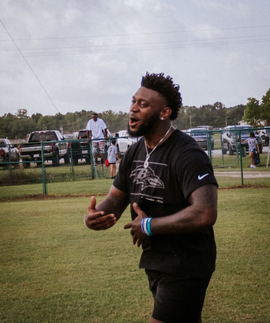 Patrick is ready to get things started at Patrick Queen 2022 "level Up" youth football camp